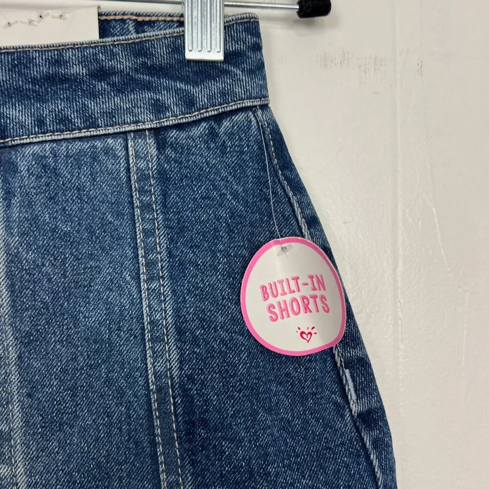 NWT Justice Built In Shorts Denim Skirt Button Front Cut Off Hem Girls 18‎